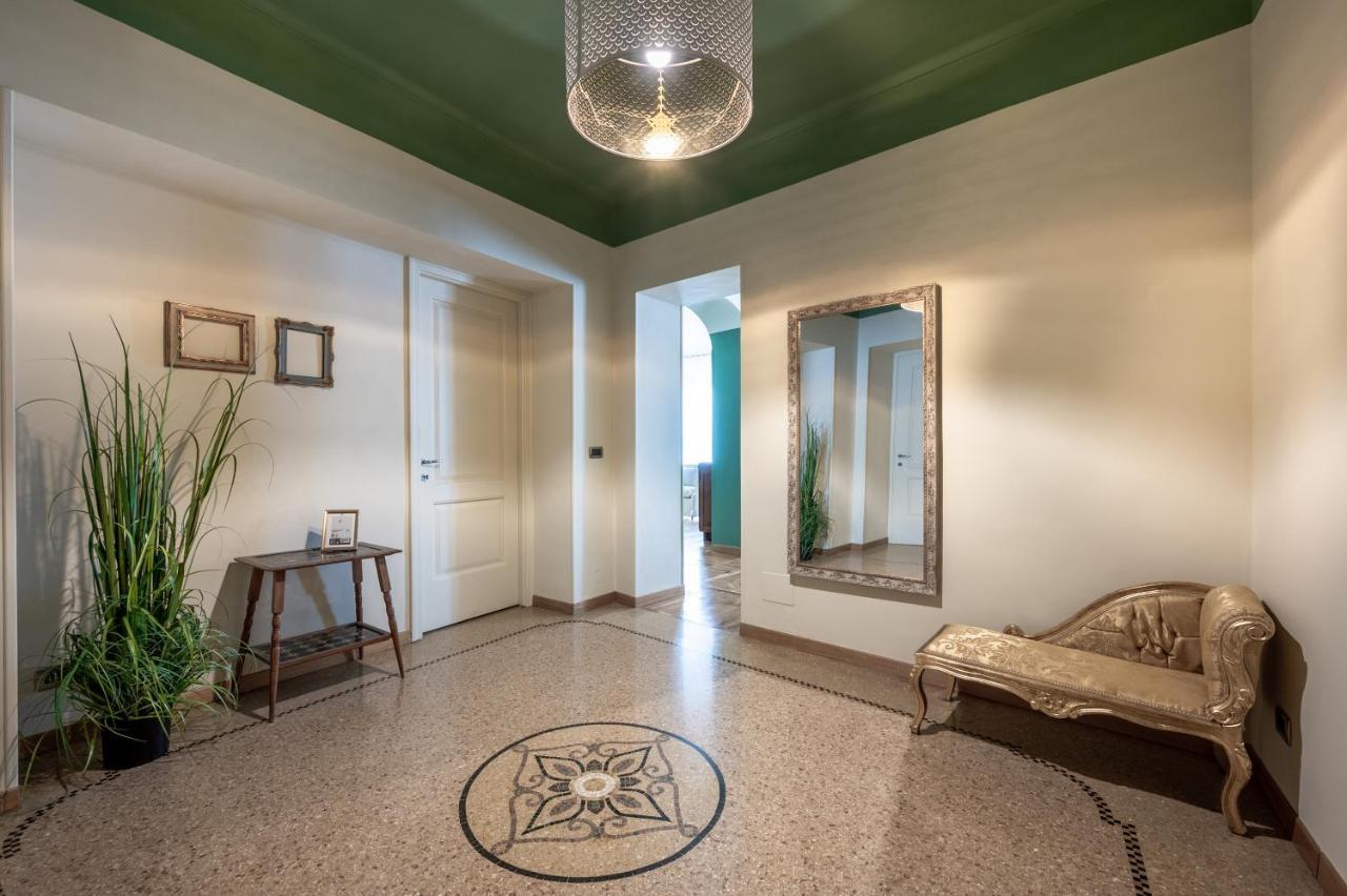 Apartment The Leaf House Turin